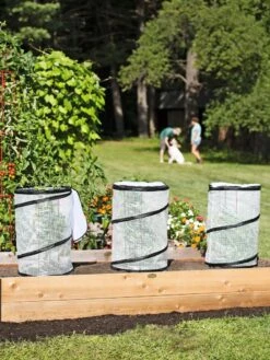 Pop-Up Tomato Accelerator -Gardening Supplies Store 8589749 2212 tif