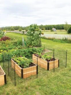 6 Panel Critter Fence With Gate -Gardening Supplies Store 8609844 8457 tif